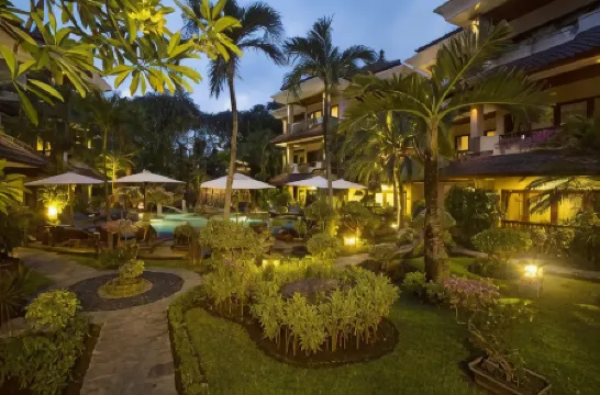 Parigata Resorts and Spa Отели рядом с достопримечательностью «Санур»