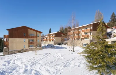Résidence Néméa les Chalets du Belvédère Hotels in Font-Romeu