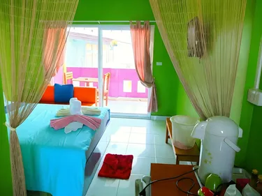 รูปภาพของบ้านเนวี่เกาะล้าน