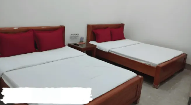 Nha nghi Nha Cua Lam - Lam's House Motel 酒店