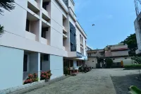 Sithara Guest House - 2-Star
