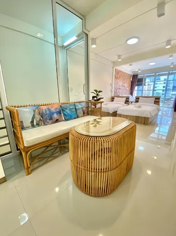 รูปภาพของเดอร์ ชาเลต์