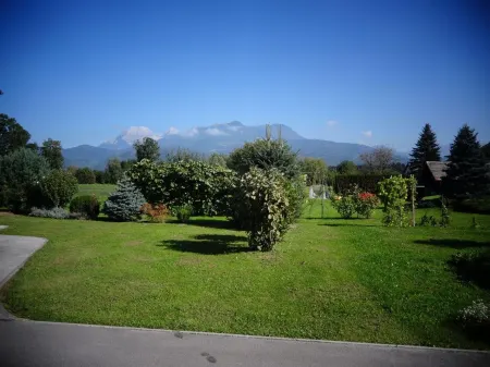 Rooms & Apartments Jana Отели в г. Амброж-под-Крвавцем