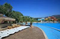 Club Yali Hotels & Resort - Pools
