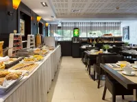 La Réserve Ferney-Voltaire - Grand Genève โรงแรมในจังหวัดแอ็ง