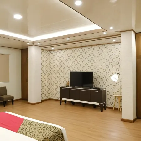 Joyful Hotel