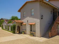 Maison H Guest House