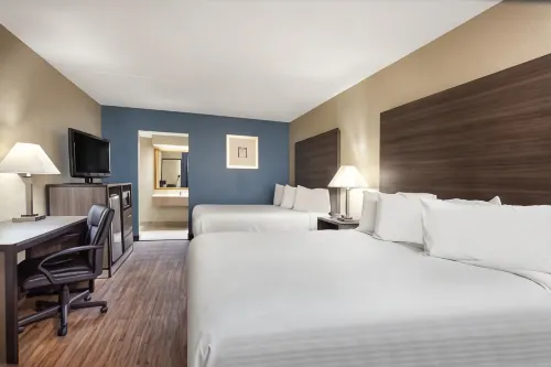 Travelodge by Wyndham Deltona Hotels in Deltona