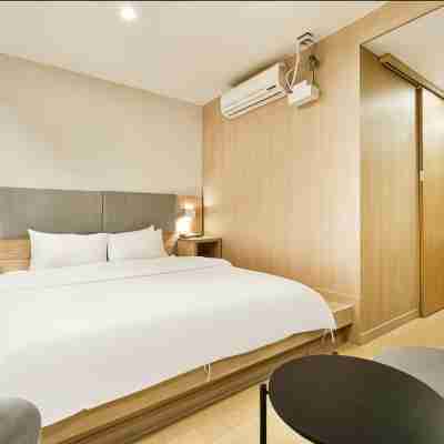 Hound Hotel Changwon Terminal Rooms