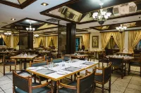Premier Hotel the Richards - فطور