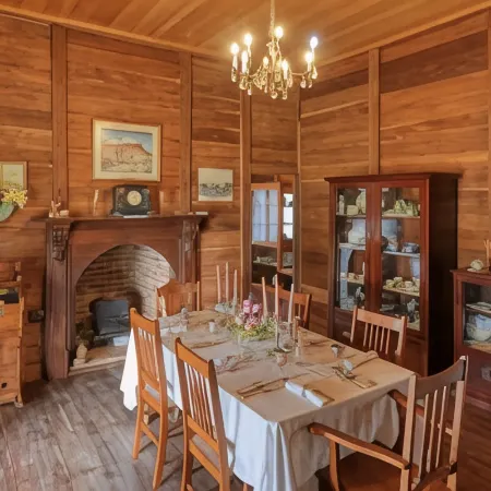 Capella Coach Inn