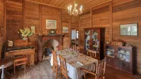 Capella Coach Inn
