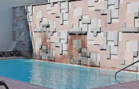 4R Miramar Calafell - Pools