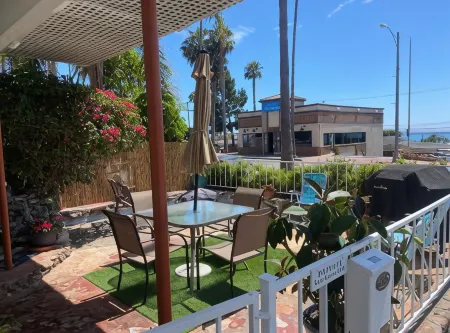 The Patriots Boutique Motel Отели рядом с достопримечательностью «Сан Онофр Стейт Бич»