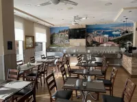 特裡布納酒店 鄰近馬拉加市中心的酒店