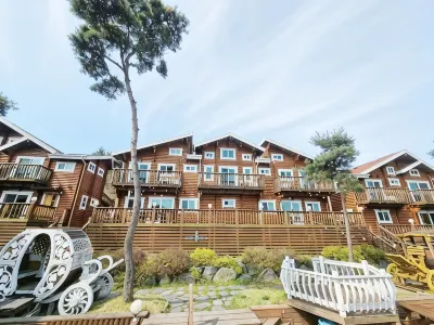 Boryeong Log Scent Pension Hotels near Daecheon Station
