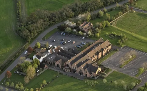 The Pear Tree Inn & Country Hotel - 3-Star