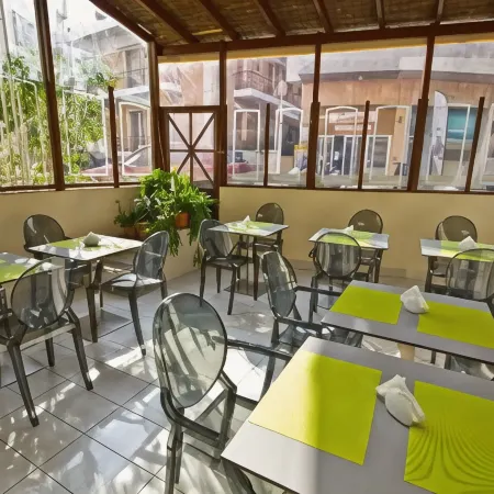 Nafsika Hotel