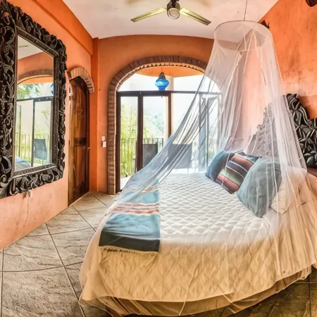 Lux in Yelapa, Infinity Pool, Huge Views, AC, Accommodates 8 to 10