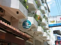 Grand Hotel Hotels near Walking Street