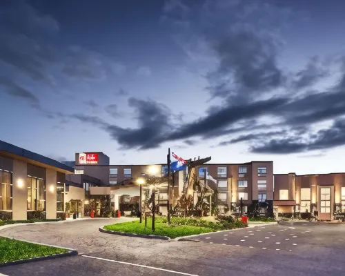Best Western Plus Edmonton Airport Hotel Hotels in Leduc