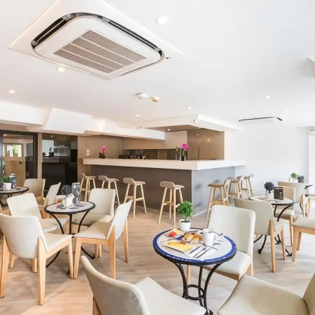 Lucky House Khaosan Отели рядом с достопримечательностью «Дорога Рамбуттри»