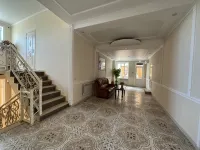 Grand Hotel - 2성급