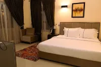 Golden Alpine Hotel & Resort - 2-Star