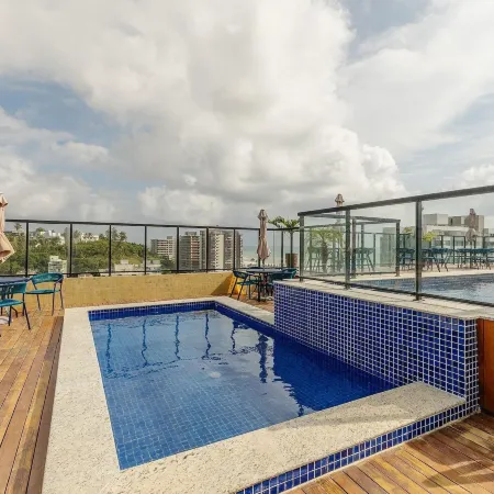 Fully Equipped Apartments in Building with Pool 400m from the Beach - Pzo
