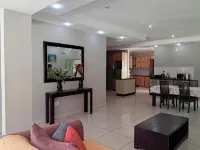 SeaXplore Lodge & Dive Center Hotels in Emangusi