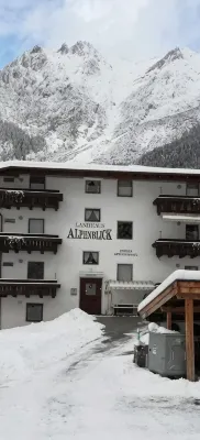 Appartement 112 bis 3 Personen Pool Hôtels à : Obsteig