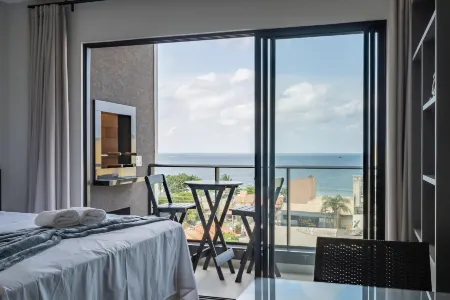 VFR Estudios proximos a praia de Bombas Отели рядом с достопримечательностью «Lagoa Beach»