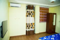 Luxurious 1 BR executive apt in kumasi. Free Breakfast, high speed internet! Hotels in 