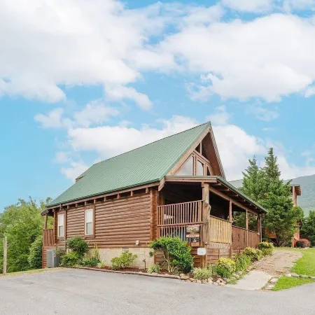 Graceful Awestruck Perfect Mountain Views with Pool Access by RedAwning