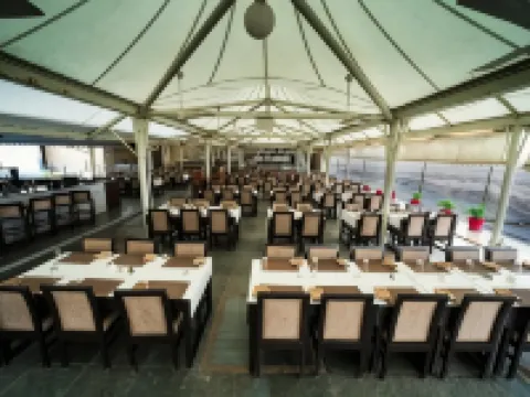 The Gold Beach Resort โรงแรมในดามัน