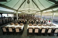 The Gold Beach Resort