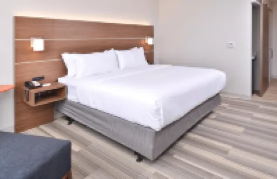 Holiday Inn Express & Suites OMAHA AIRPORT by IHG Hoteles en Carter Lake