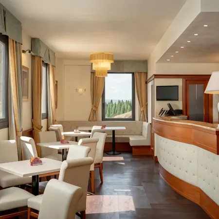 Hotel Athena