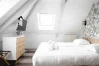 Brit Hotel l'Arrivée Guingamp