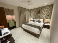Hotel RS Exclusive Stay & Fine Dine - Near to Akola Junction - bar