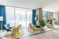 CJIA Apartment Hotel (Shanghai Daning Zhongshan North Road Metro Station) - Apartment