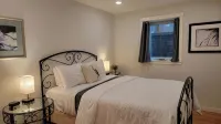 CLASSY, MODERN FAIRHAVEN CONDO WITH GARAGE & EVSE. JUST STEPS TO EVERYTHING!