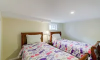 Spacious Elegantly Furnished 4BR House in Great Location in Baltimore