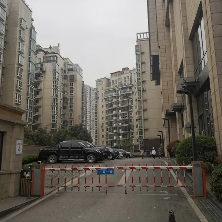 Yatian Hotel