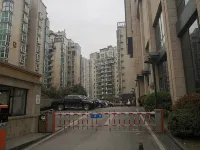 Yatian Hotel - parking