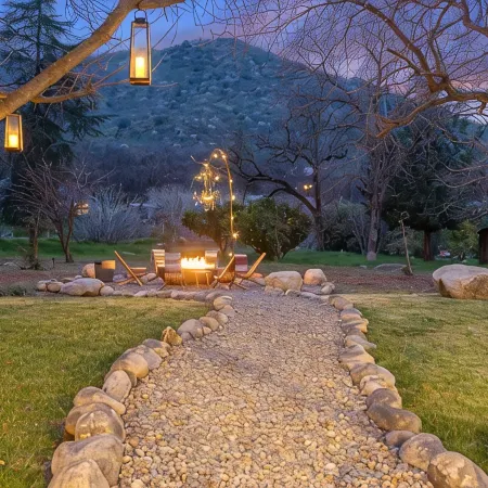 Three Oaks - Perfectly Designed Nature Escape!
