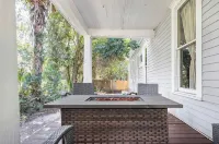 Classic/Modern Downtown Home In Valdosta - 4-Star