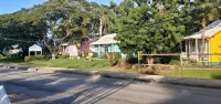 Almond Tree Studio - Modern A/C Apartment w/2 Queen beds in St. James - 2 ดาว