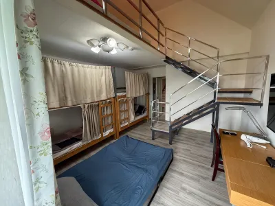 Johnnie's Inn Hotels in Longtan District