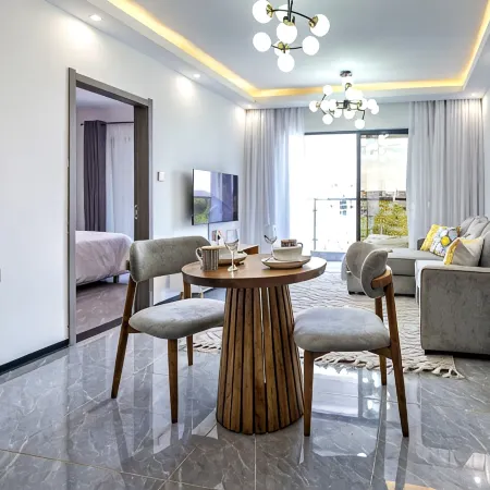 Nairobi Serviced Apartment; 1 Bedroom with Gym, Pool, Large Outdoor Balcony & City Views